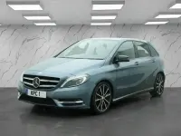 Begagnad Mercedes B180 109 HK (80 kW) 2012 Blå Minibuss