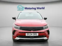 Usado Vauxhall Grandland X Ultimate 130 HP (95 kW) 2024 Vermelho SUV