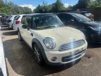 Used Mini Cooper Hatch 122 HP (89 kW) 2013 White Hatchback