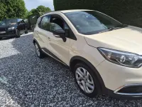Used Renault Captur Dynamique 90 HP (66 kW) 2015 Cream SUV