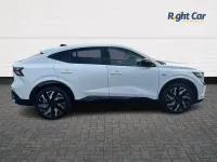 Usado Renault Rafale Techno Esprit Alpine 200 HP (147 kW) 2024 Branco SUV