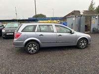 Used Vauxhall Astra Design Edition 138 HP (101 kW) 2009 Silver Estate