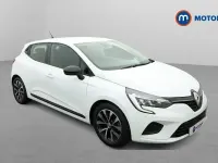 Used Renault Clio Evolution 145 HP (106 kW) 2023 White Hatchback
