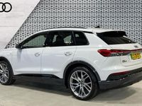 Novo Audi Q4 e-tron Black Edition 250 kW (340 HP) 2026 Branco SUV