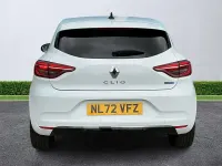 Used Renault Clio Techno 145 HP (106 kW) 2022 White Hatchback