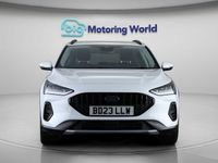 Begagnad Ford Focus Active 125 HK (91 kW) 2023 Vit Halvkombi