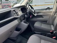 used VW Transporter 2.0 TDI 150 Highline Kombi Van DSG