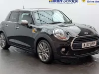 Used Mini Cooper Hatch 136 HP (100 kW) 2017 Black Hatchback