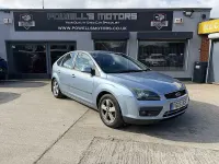 Used Ford Focus Zetec 110 HP (80 kW) 2005 Blue Hatchback