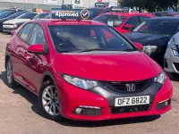 Begagnad Honda Civic ES 142 HK (104 kW) 2012 Röd Halvkombi