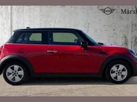 Used Mini Cooper Classic 134 HP (98 kW) 2022 Red Hatchback