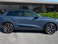New Audi Q6 e-tron Black Edition 284 kW (387 HP) 2026 Blue SUV