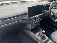 Used Ford Focus ST-Line X 155 HP (114 kW) 2023 White Hatchback