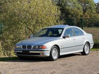 Begagnad BMW 528 1997 Silver Sedan