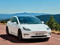 Used Tesla Model 3 Performance 82 kW (112 HP) 2020 White Sedan
