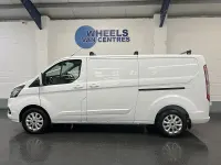 Used Ford Transit Custom Limited 130 HP (95 kW) 2023 White Van