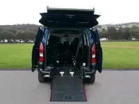 Used Peugeot Rifter Allure 100 HP (73 kW) 2021 Blue MPV