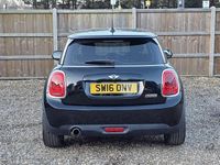 Used Mini Cooper Hatch 136 HP (100 kW) 2016 Black Hatchback