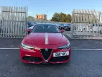 Used Alfa Romeo Giulia Edizione Speciale 180 HP (132 kW) 2017 Red Sedan