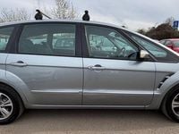 Usado Ford S-MAX Zetec 2010 Prateado Monovolume