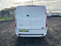 Used Ford Transit Custom Limited 130 HP (95 kW) 2022 White Van