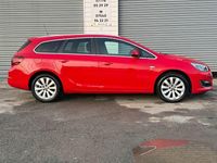 Used Vauxhall Astra Elite 115 HP (84 kW) 2014 Red Estate