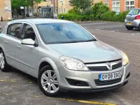 Begagnad Vauxhall Astra Design Edition 138 HK (101 kW) 2008 Beige Halvkombi