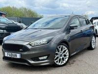 Used Ford Focus ST-Line 125 HP (91 kW) 2017 Grey Hatchback