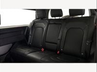 Used Land Rover Defender SE Dynamic 249 HP (183 kW) 2023 Green SUV