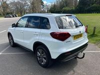 Used Suzuki Vitara SZ-T 140 HP (102 kW) 2020 White SUV