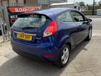 Usado Ford Fiesta Zetec 2014 Azul Citadino