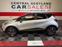 Usado Renault Captur Iconic 90 HP (66 kW) 2018 Prateado SUV