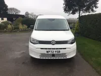 Usado VW Caddy 102 HP (75 kW) 2022 Branco Monovolume
