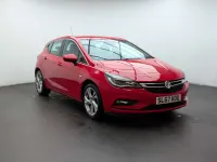 Gebraucht Vauxhall Astra SRi 150 PS (110 kW) 2017 Rot Kleinwagen