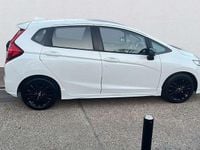 Used Honda Jazz Sport 130 HP (95 kW) 2018 White Hatchback