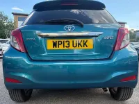Used Toyota Yaris SR 101 HP (74 kW) 2013 Blue Hatchback