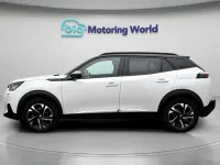 Używany Peugeot e-2008 GT 98 kW (134 KM) 2021 Biały SUV