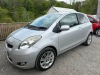 Used Toyota Yaris SR 2011 Silver Hatchback