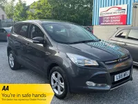 Usado Ford Kuga Zetec 150 CV (110 kW) 2016 Gris SUV