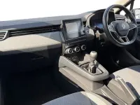 Used Renault Clio Evolution 90 HP (66 kW) 2024 Black Hatchback