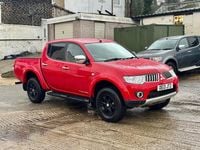 Used Mitsubishi L200 175 HP (128 kW) 2013 Red Pickup