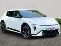 Used Kia EV4 GT-Line 150 kW (204 HP) 2026 White Hatchback