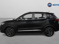 Usado MG ZS Exclusive 106 HP (77 kW) 2024 SUV