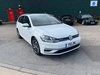 Used VW Golf VII Match 130 HP (95 kW) 2019 White Estate