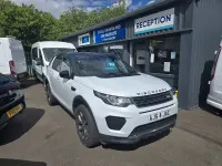 Used Land Rover Discovery 5 Landmark 180 HP (132 kW) 2018 White SUV
