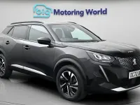 Begagnad Peugeot 2008 Allure+ 131 HK (96 kW) 2023 Svart SUV