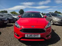 Used Ford Focus Zetec 125 HP (91 kW) 2015 Red Hatchback