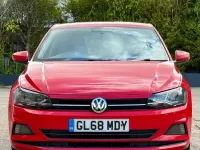 Used VW Polo SE 65 HP (47 kW) 2018 Red Hatchback