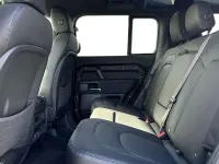 Used Land Rover Defender SE Dynamic 245 HP (180 kW) 2024 Black SUV