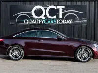 Begagnad Mercedes E220 AMG Line Premium 194 HK (142 kW) 2018 Röd Sportkupé